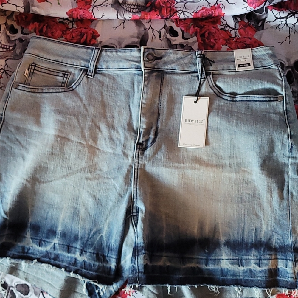 Judy blue jean shorts size 2xl